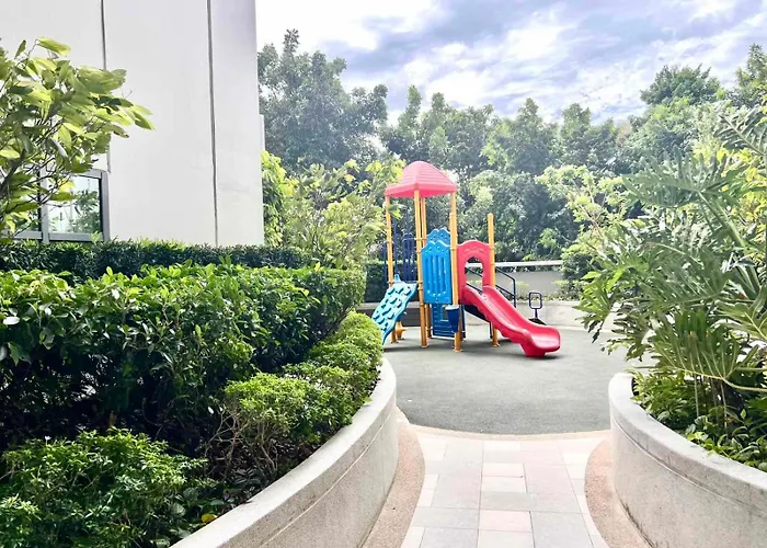 Cozy In Bgc Apartment Manila