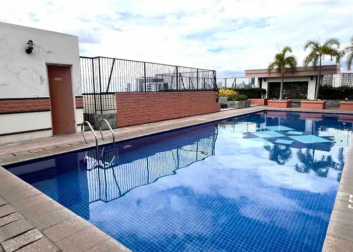 Apartment Cozy In Bgc Manila